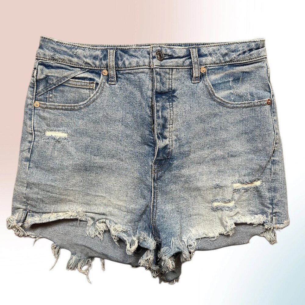 Free People Cut Off Distressed Denim Light Wash Button Fly Jean Shorts Size 30